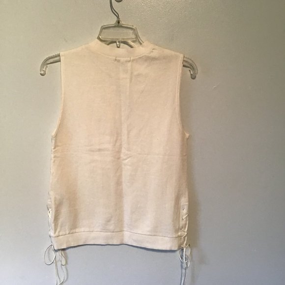 Murua White Sleeveless Top with Lace Ties at Sides NWT - Picture 5 of 10